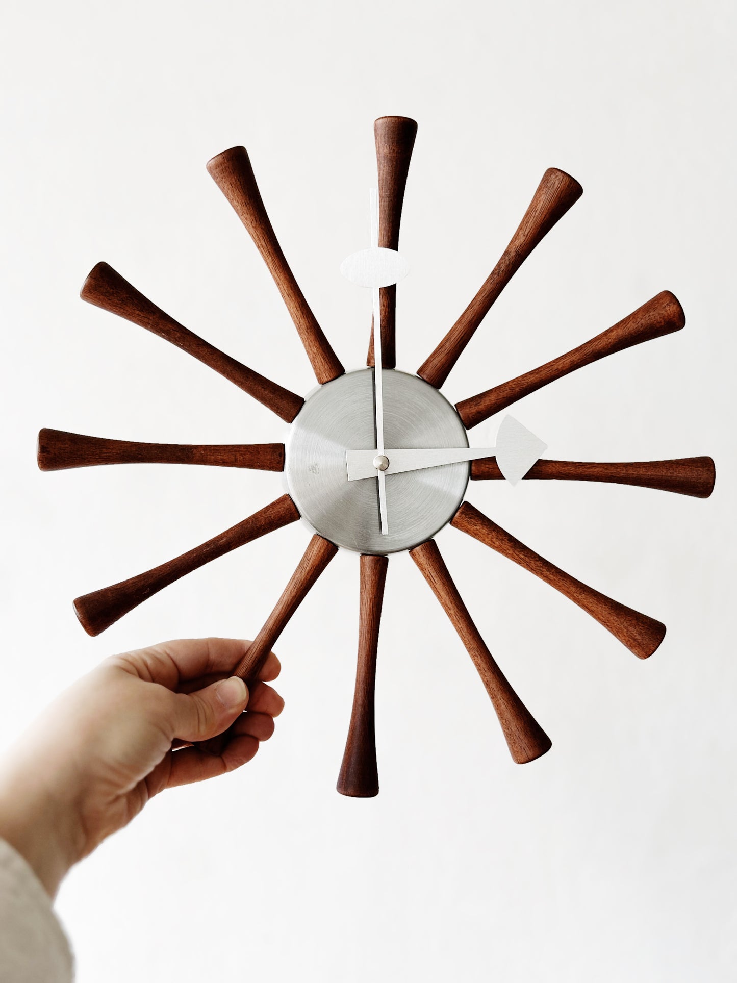 Vintage Spindle Clock