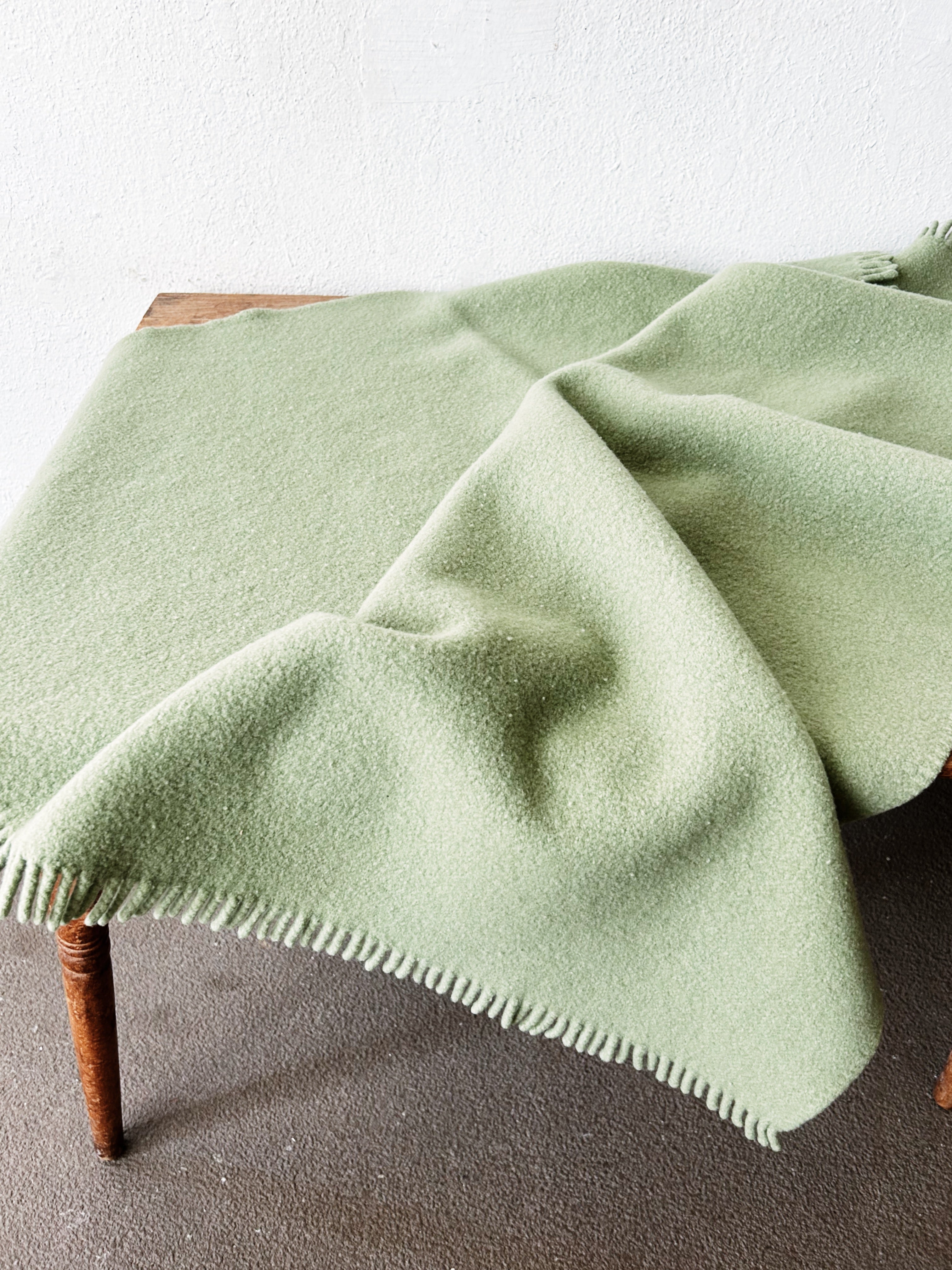 Vintage Wool Lap Blanket - Thumbnail 2