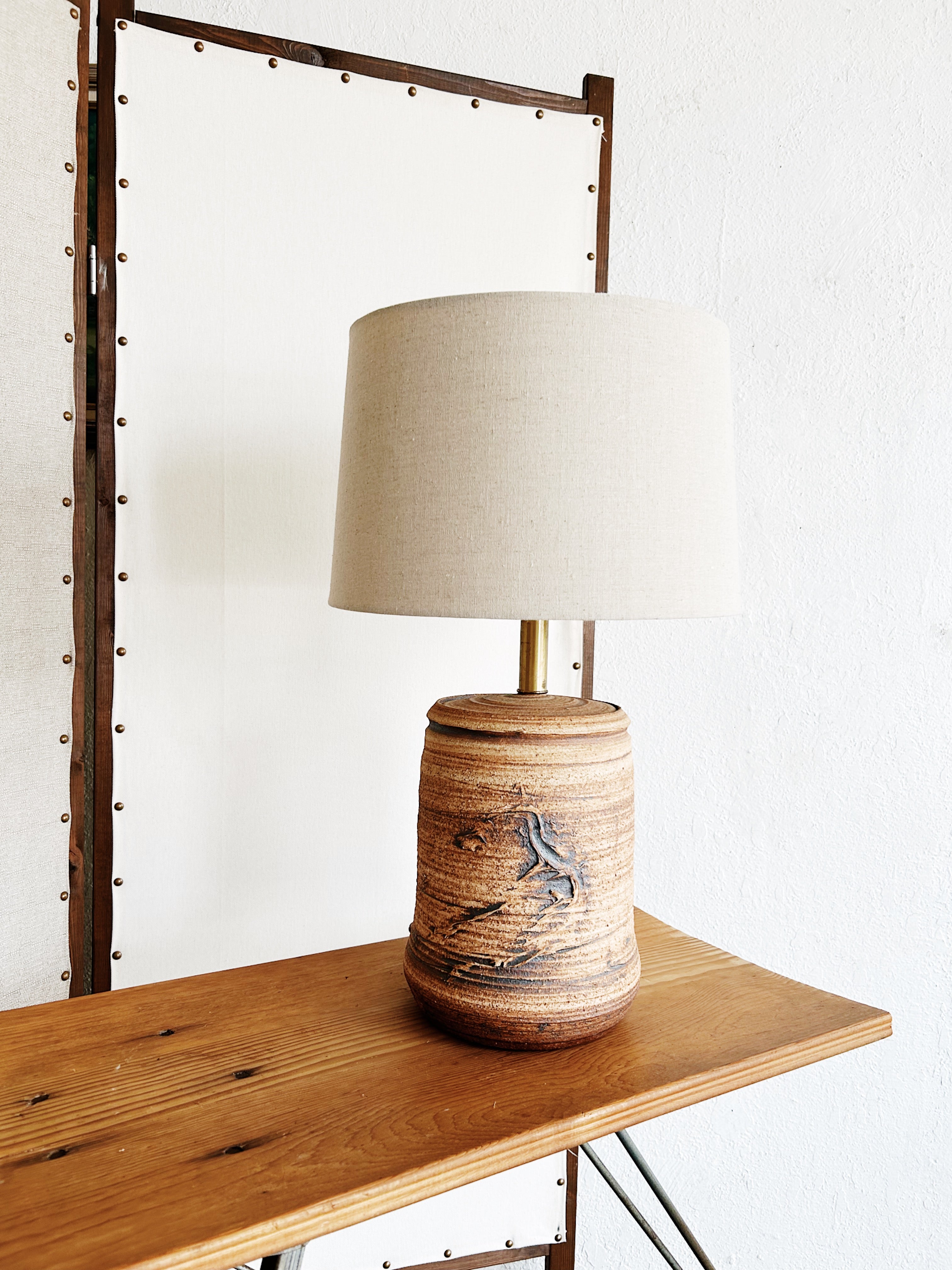 Mid Century Stoneware Lamp - Thumbnail 3
