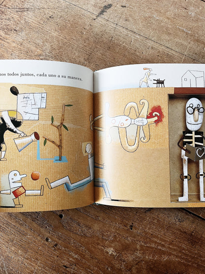 Una Casa Para El Abuelo Hardcover