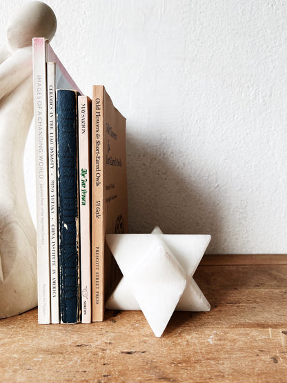 Vintage Quartz Stand