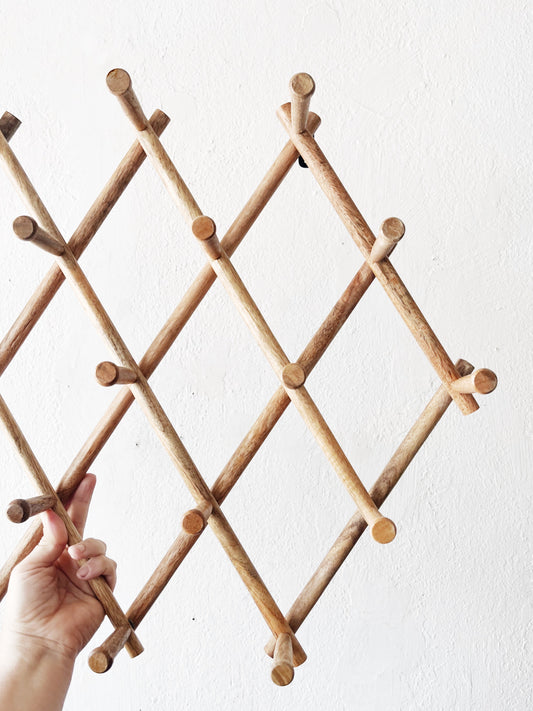 Vintage Bamboo Accordion Rack