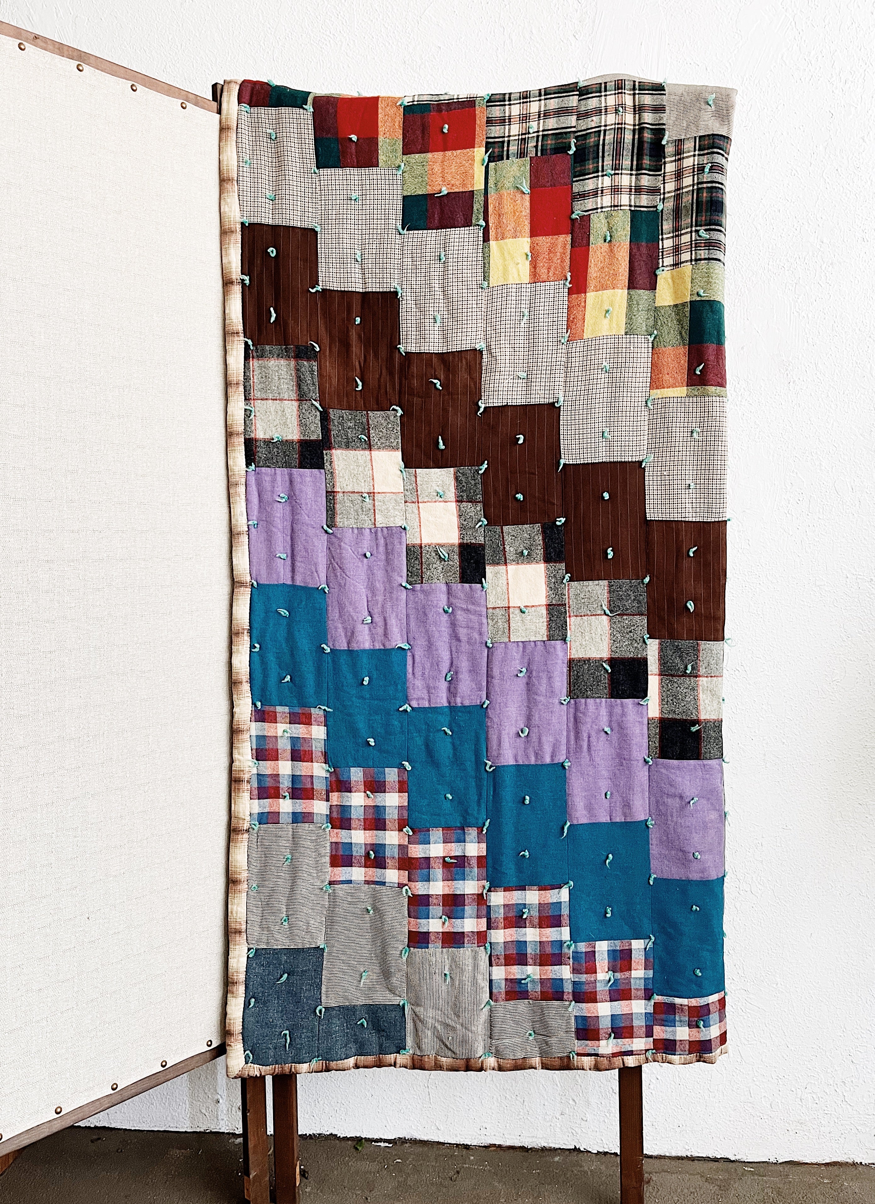 Vintage Cotton and Wool Quilt - Thumbnail 3