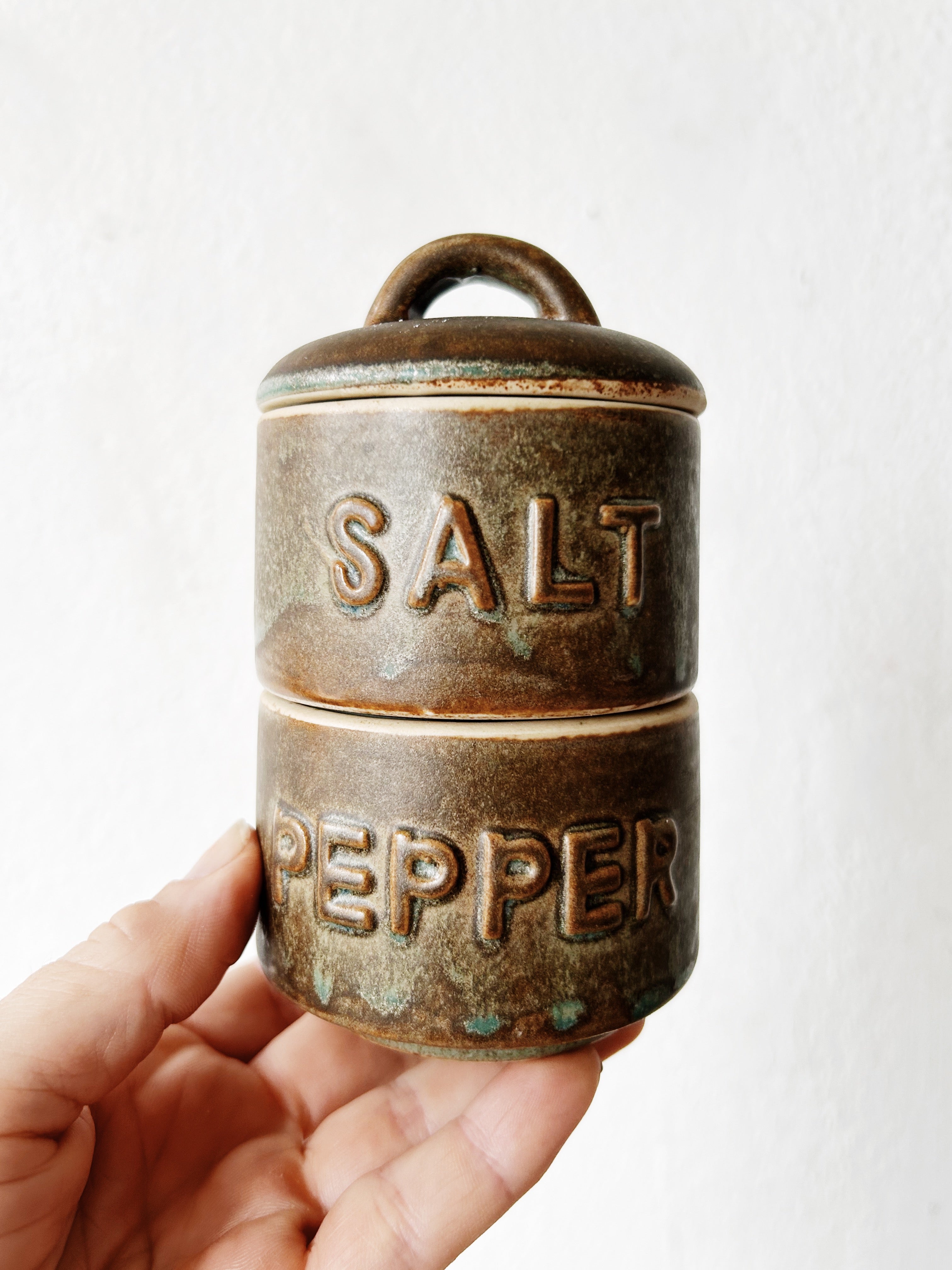 Vintage Ceramic Salt and Pepper Cellar - Thumbnail 3