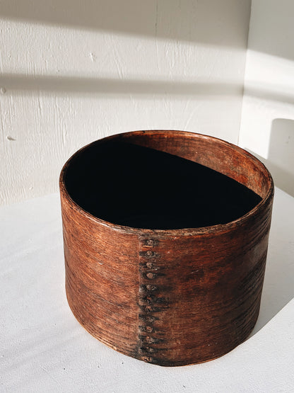 Primitive Wood Grain Measure Bowl