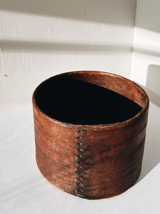 Primitive Wood Grain Measure Bowl