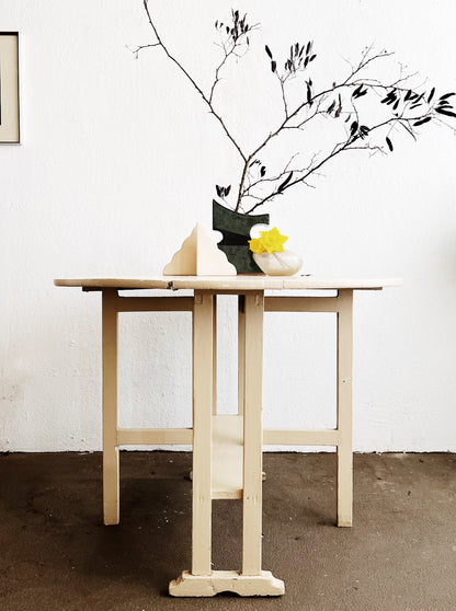 Antique Gate Leg Table