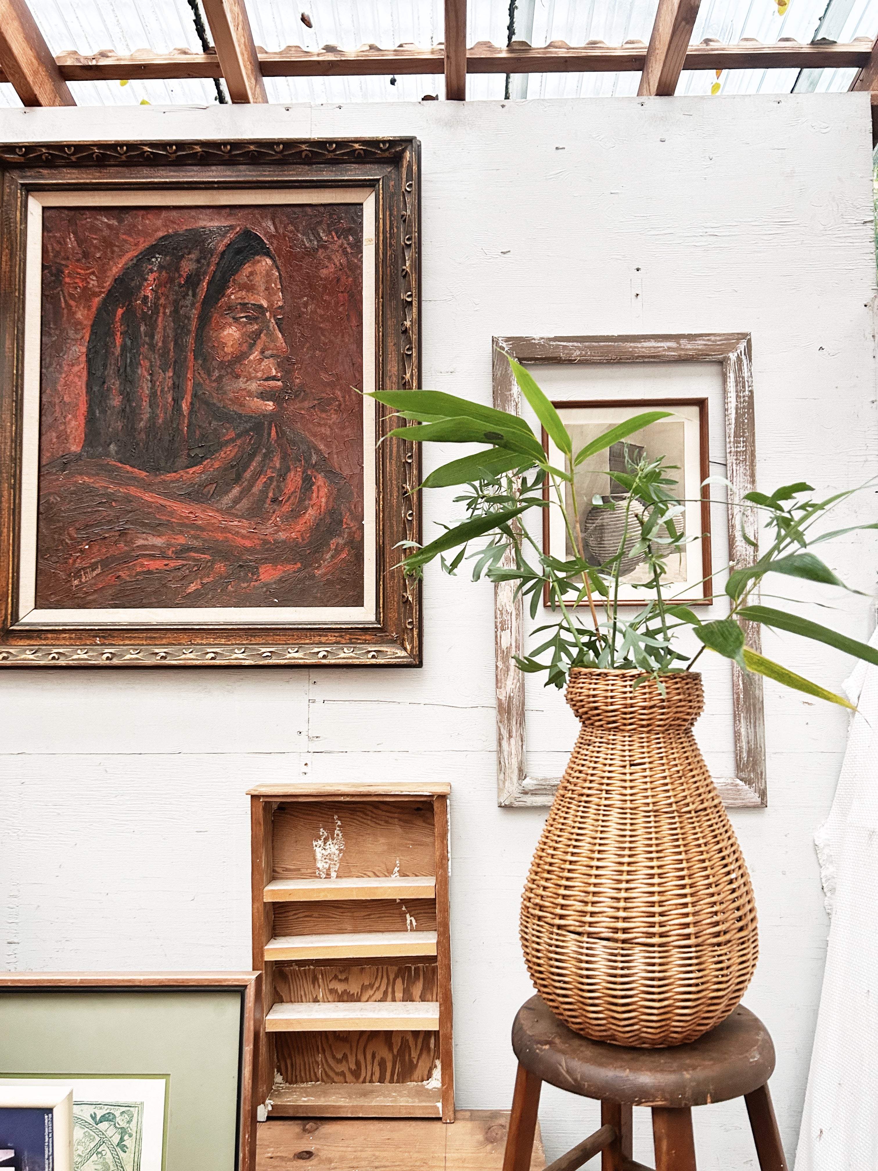 Large Vintage Basket Vase - Thumbnail 5