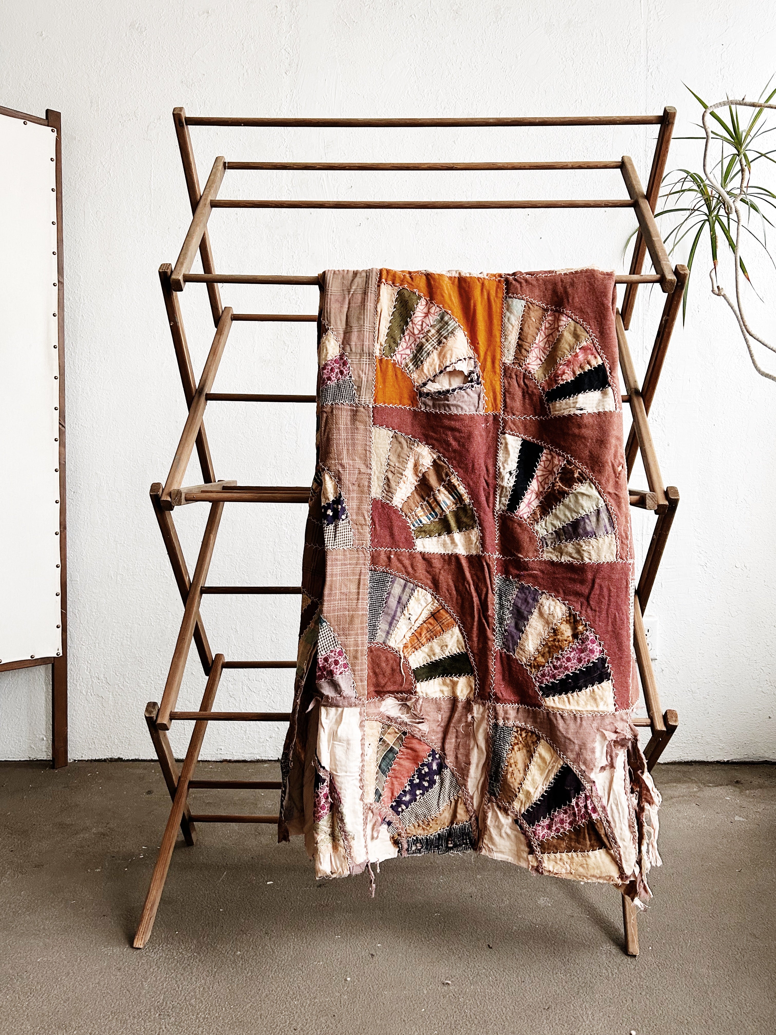 Tall Vintage Collapsible Wood Drying Rack - Thumbnail 5