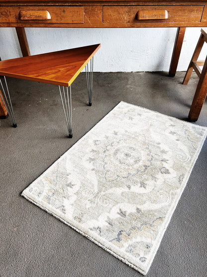 Lee Joffa Hand Knotted Wool Rug Pakistan