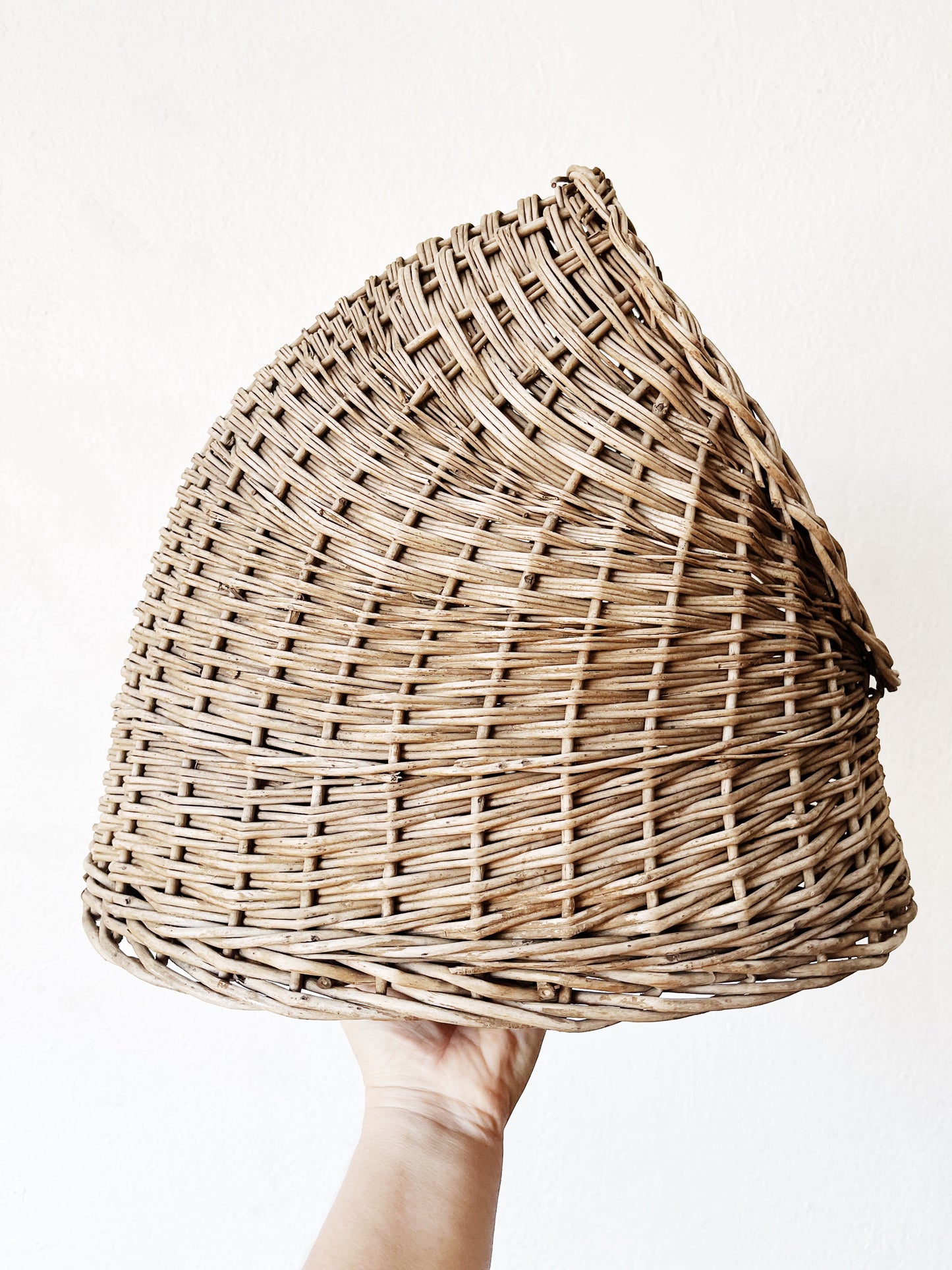 Vintage Woven Pet Bed