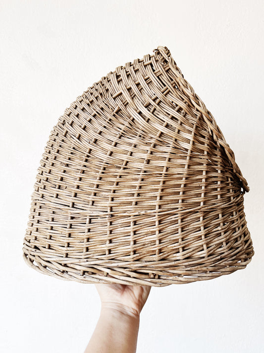 Vintage Woven Pet Bed