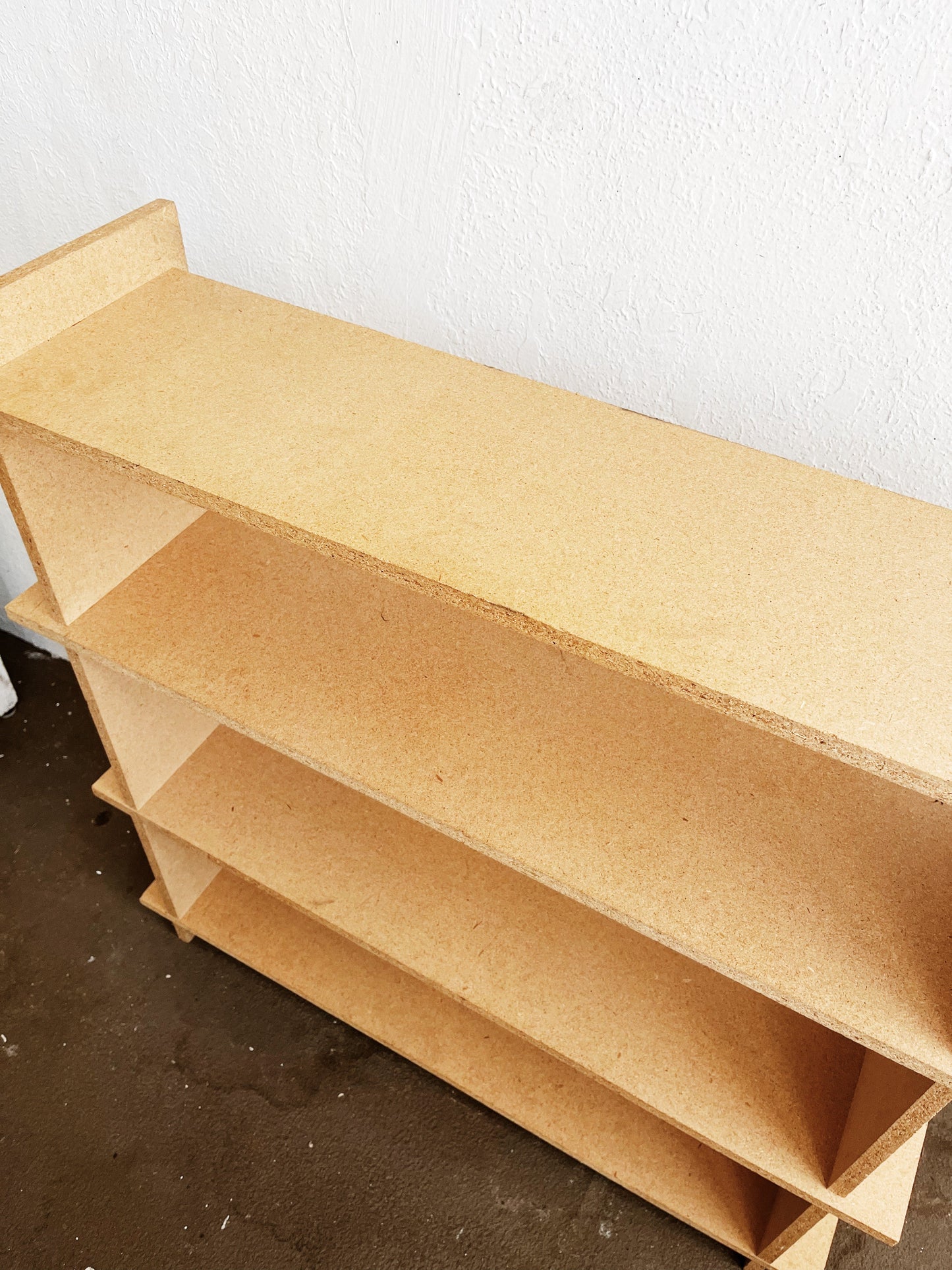 Simple Pressed Board Shelf
