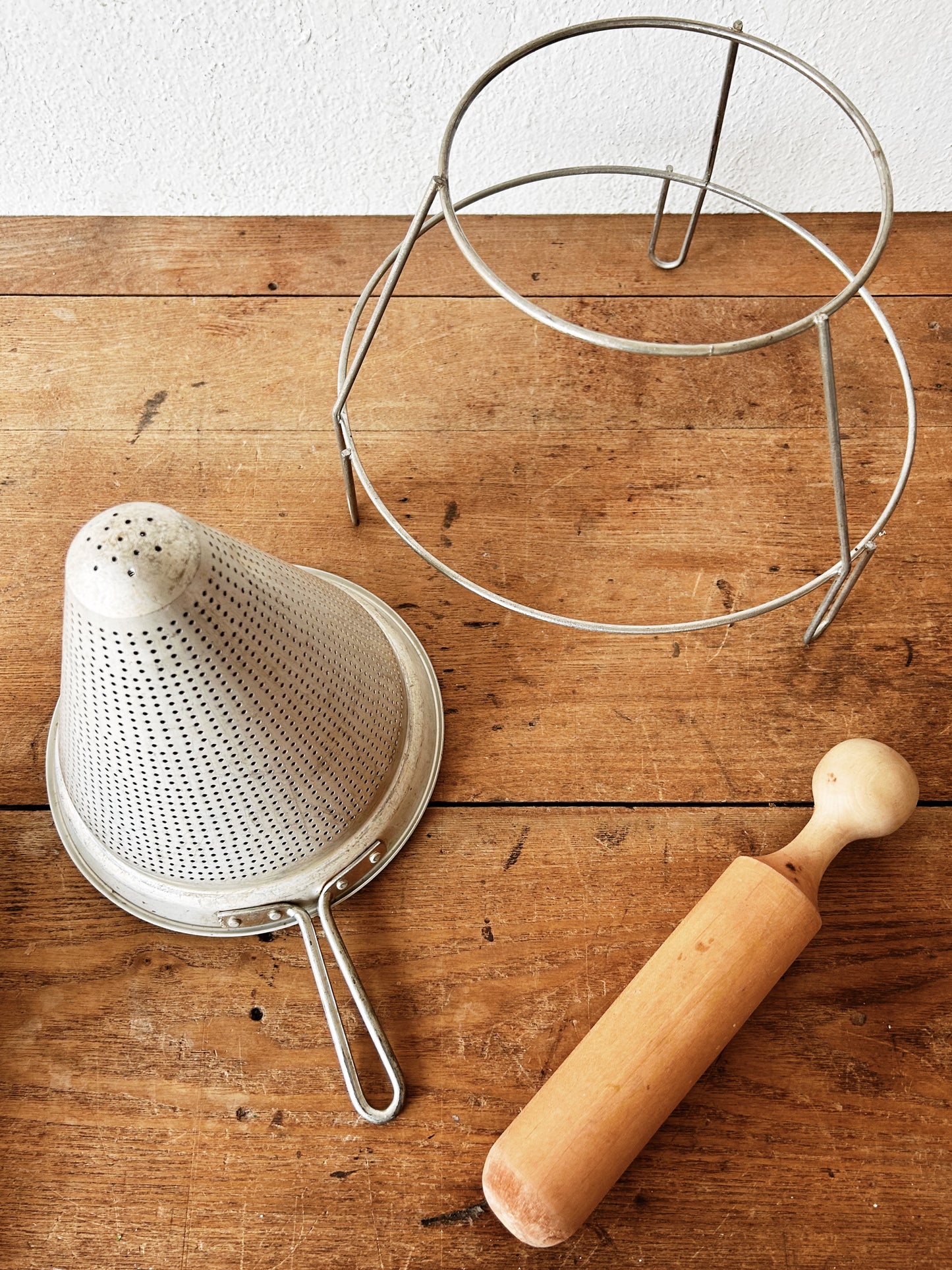 Mid Century 3 Piece Sieve