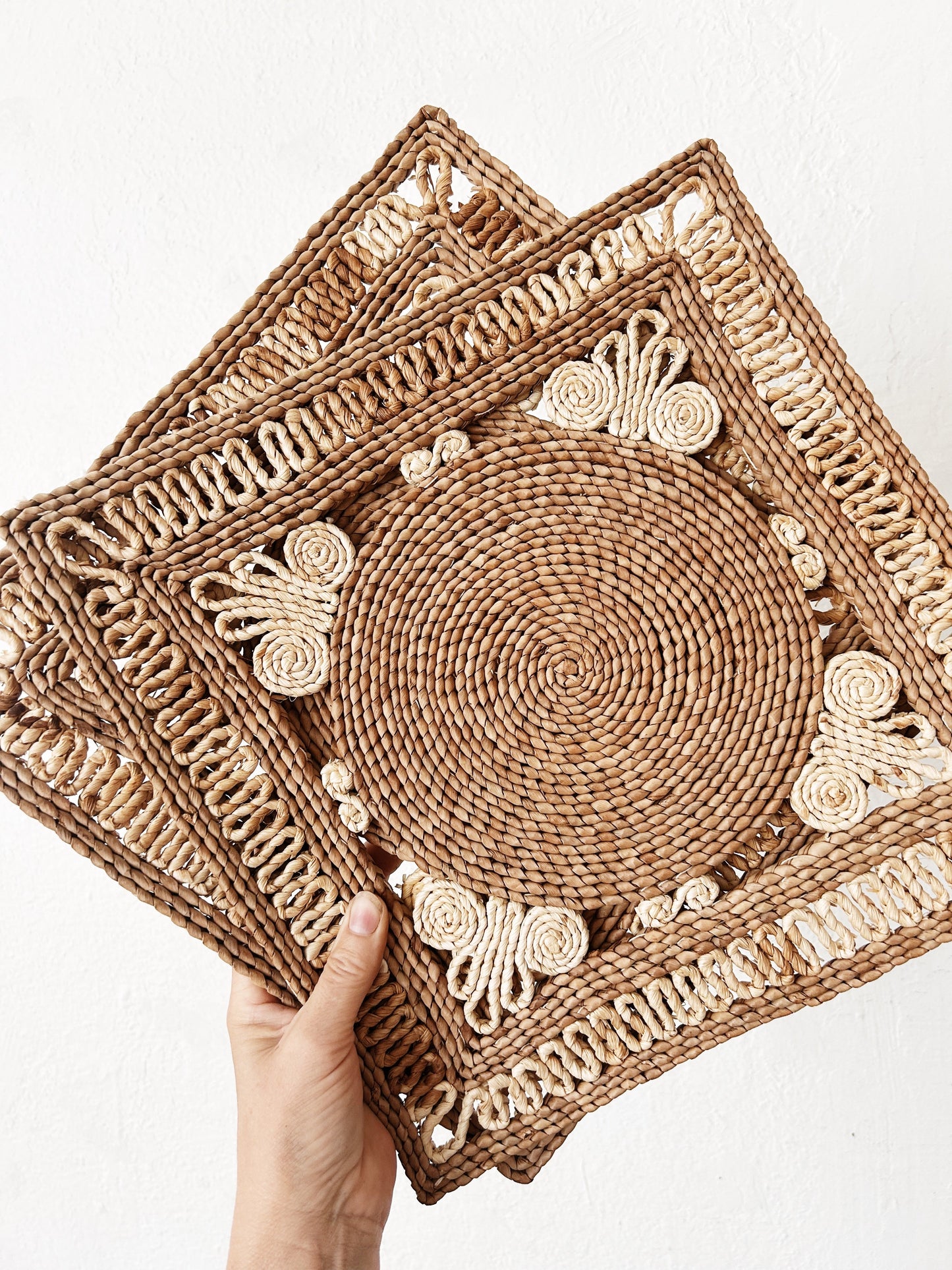Vintage Oversized Woven Straw Trivet