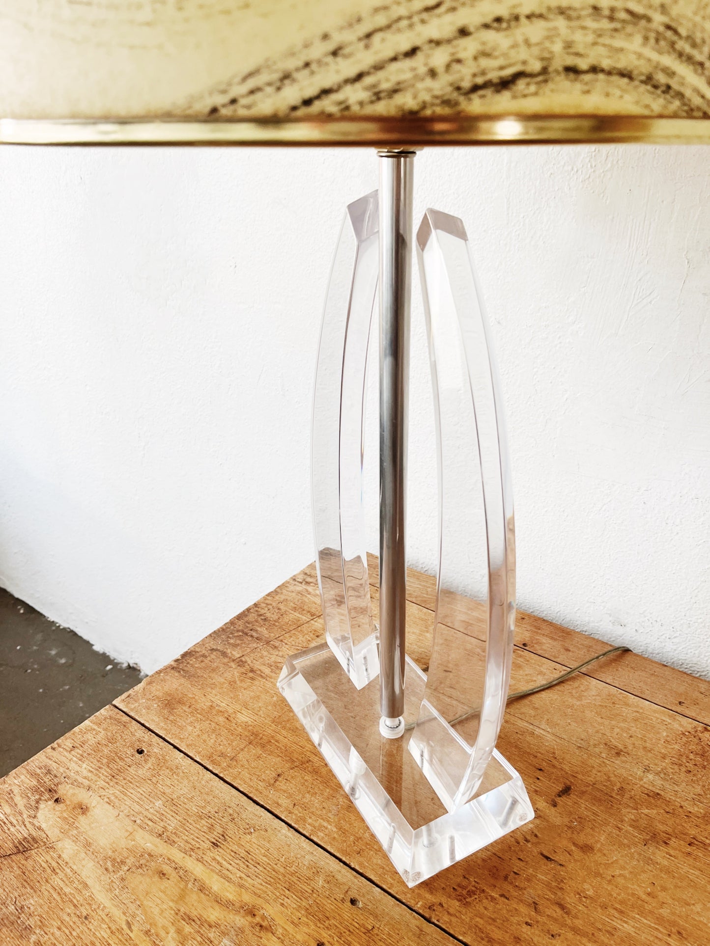 Vintage Lucite Lamp