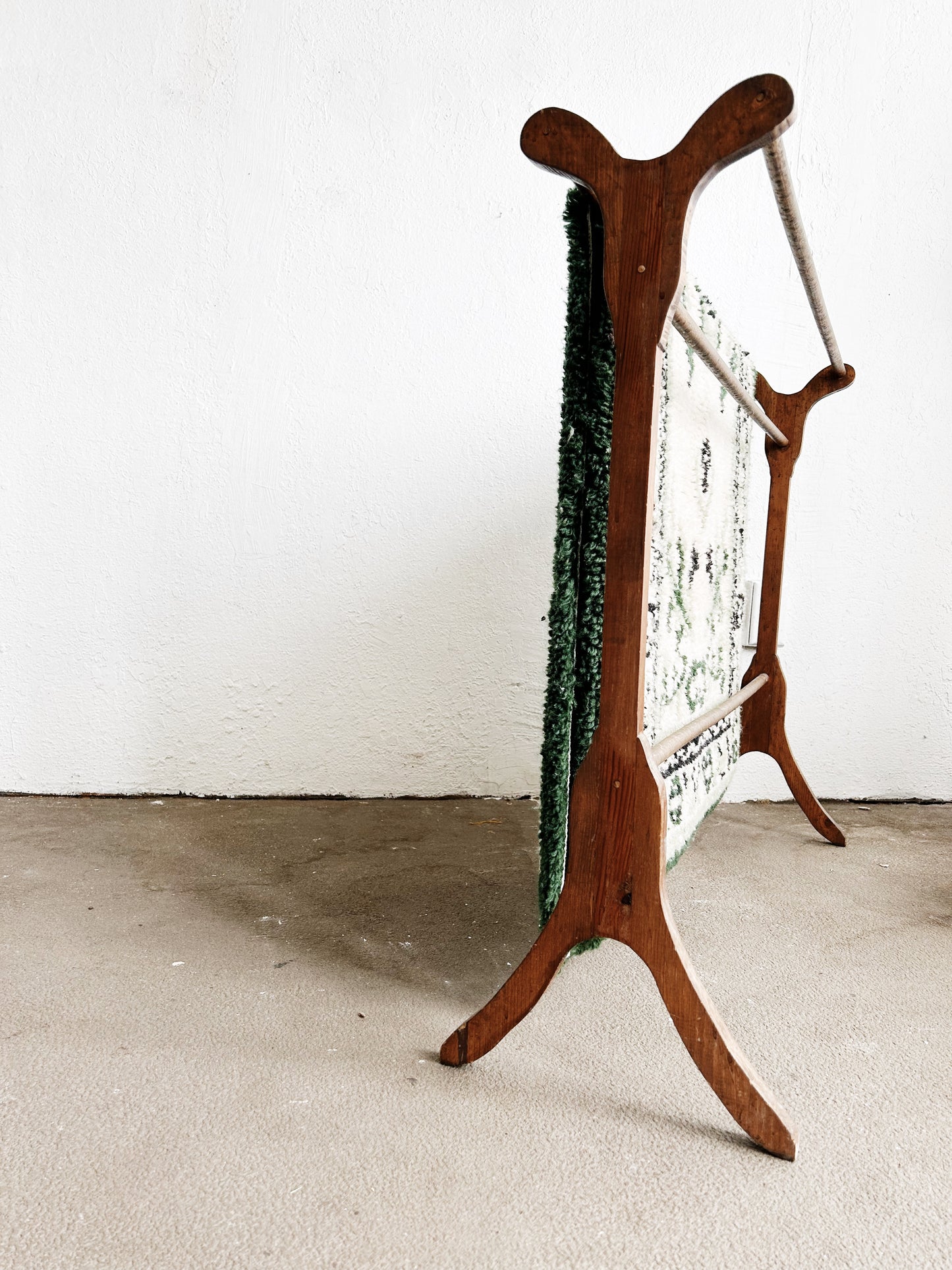 Vtg Primitive Wood Quilt/Textile Rack