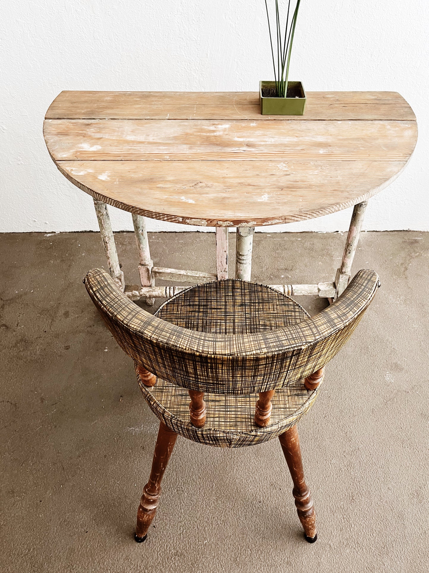Antique Gustavian Tble