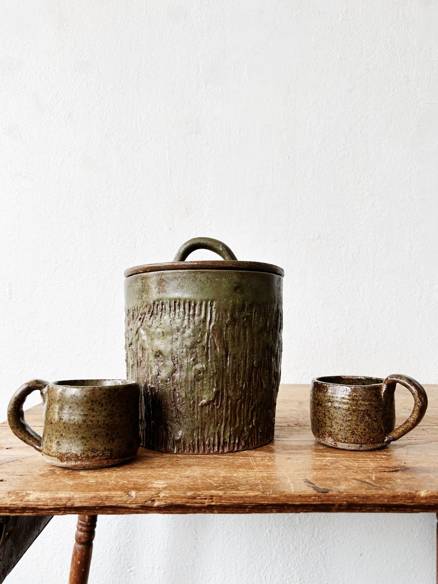 Vintage Stoneware Mug Pair