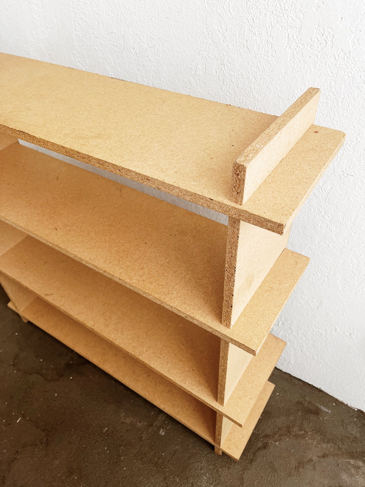 Simple Pressed Board Shelf