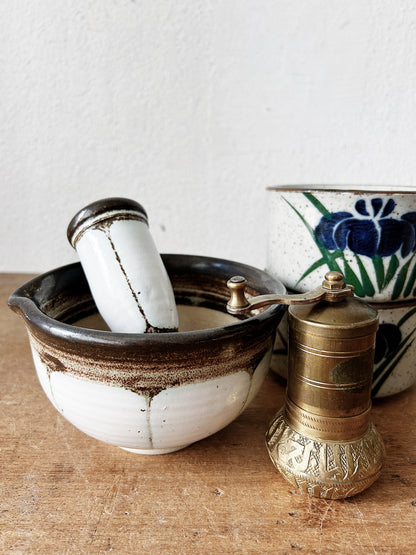 Vtg Stoneware Soup Mugs