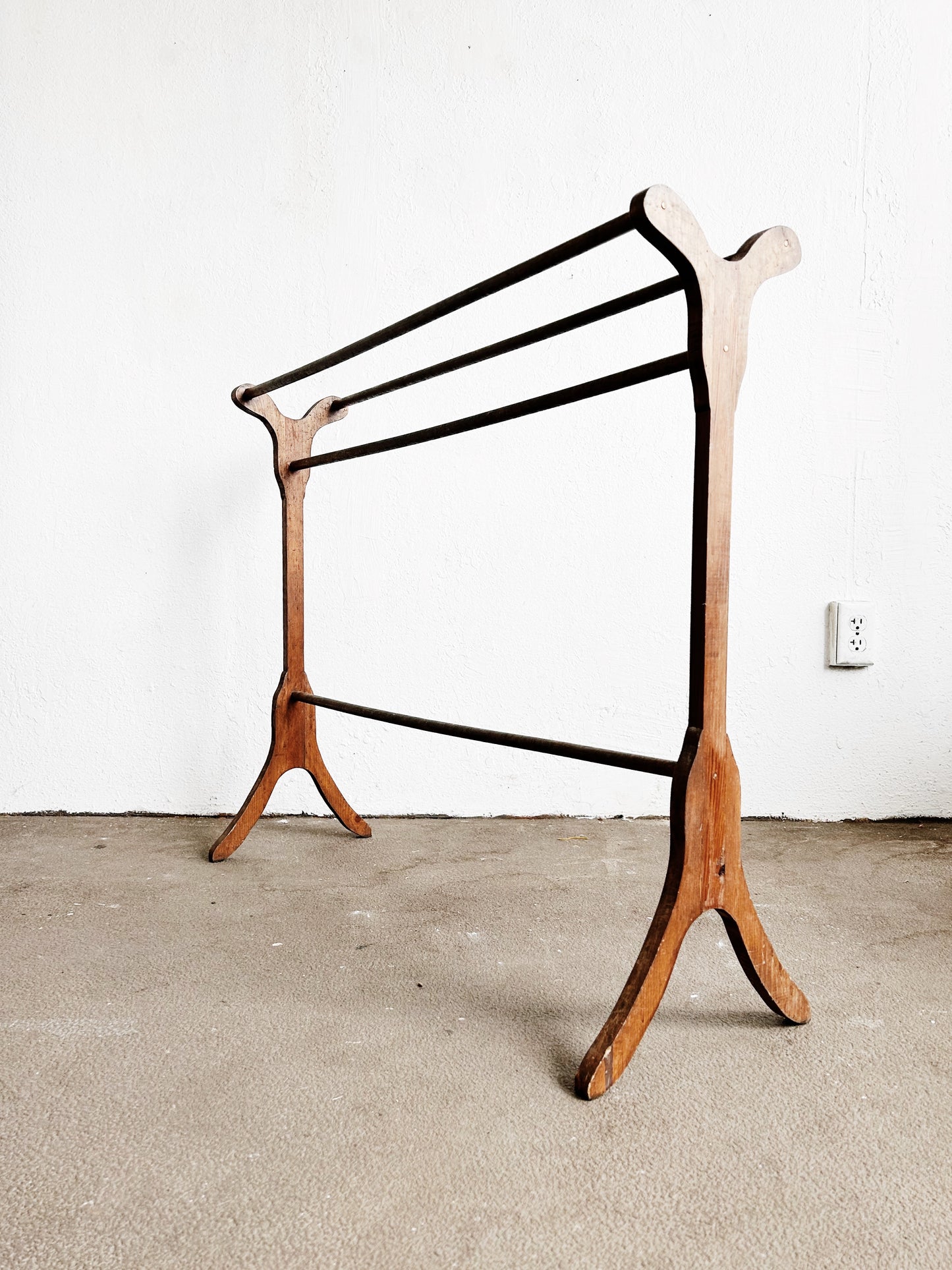 Vtg Primitive Wood Quilt/Textile Rack