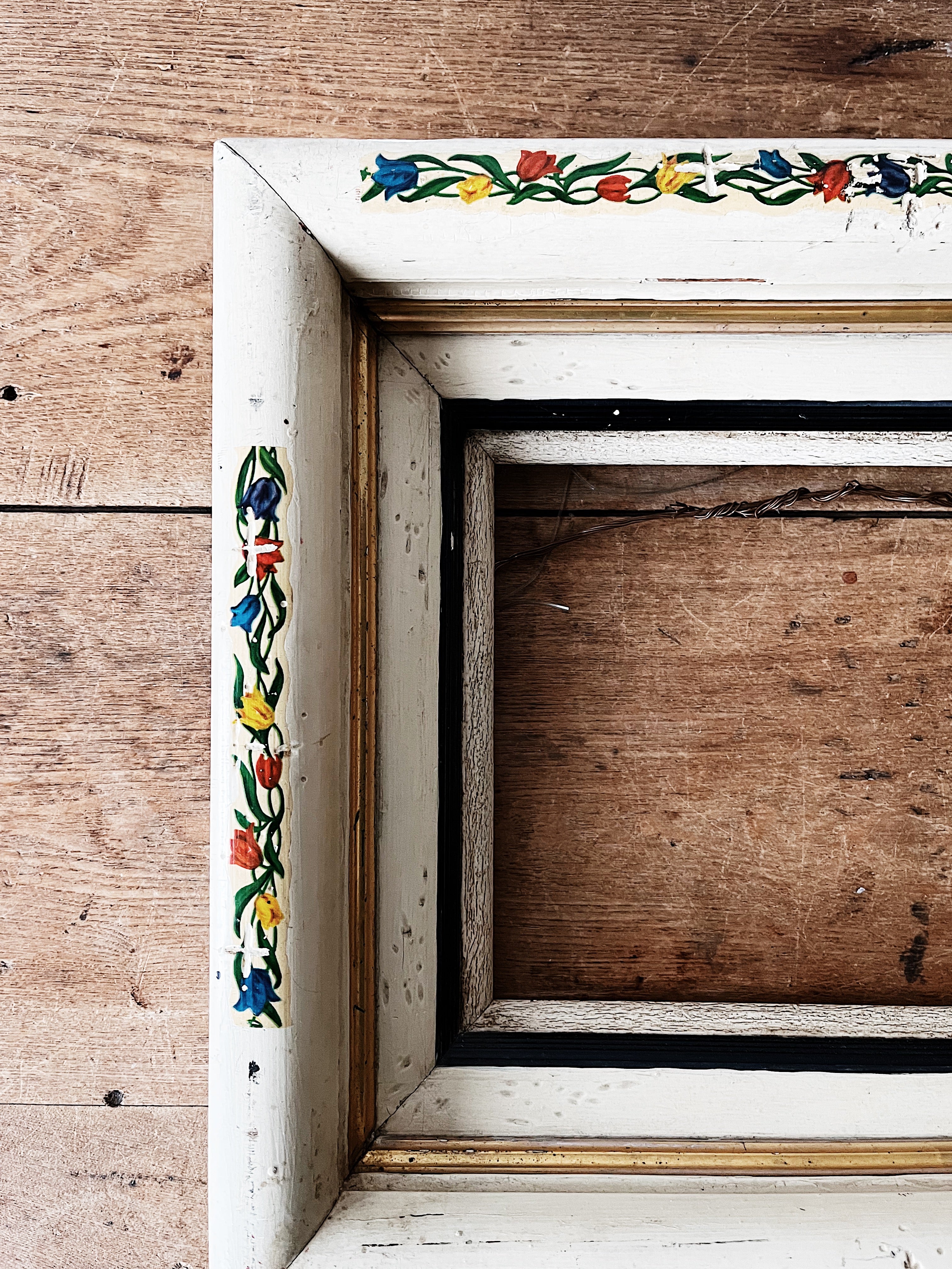 Vintage Folk Art Frame - Thumbnail 3