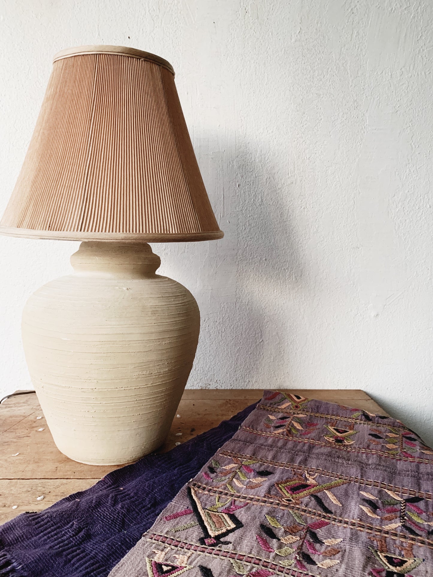 Vintage Pottery Lamp c1975