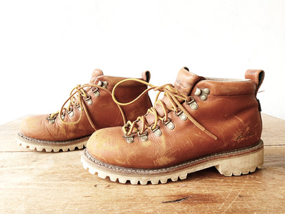 Vintage Eddie Bauer Waterproof Hikers