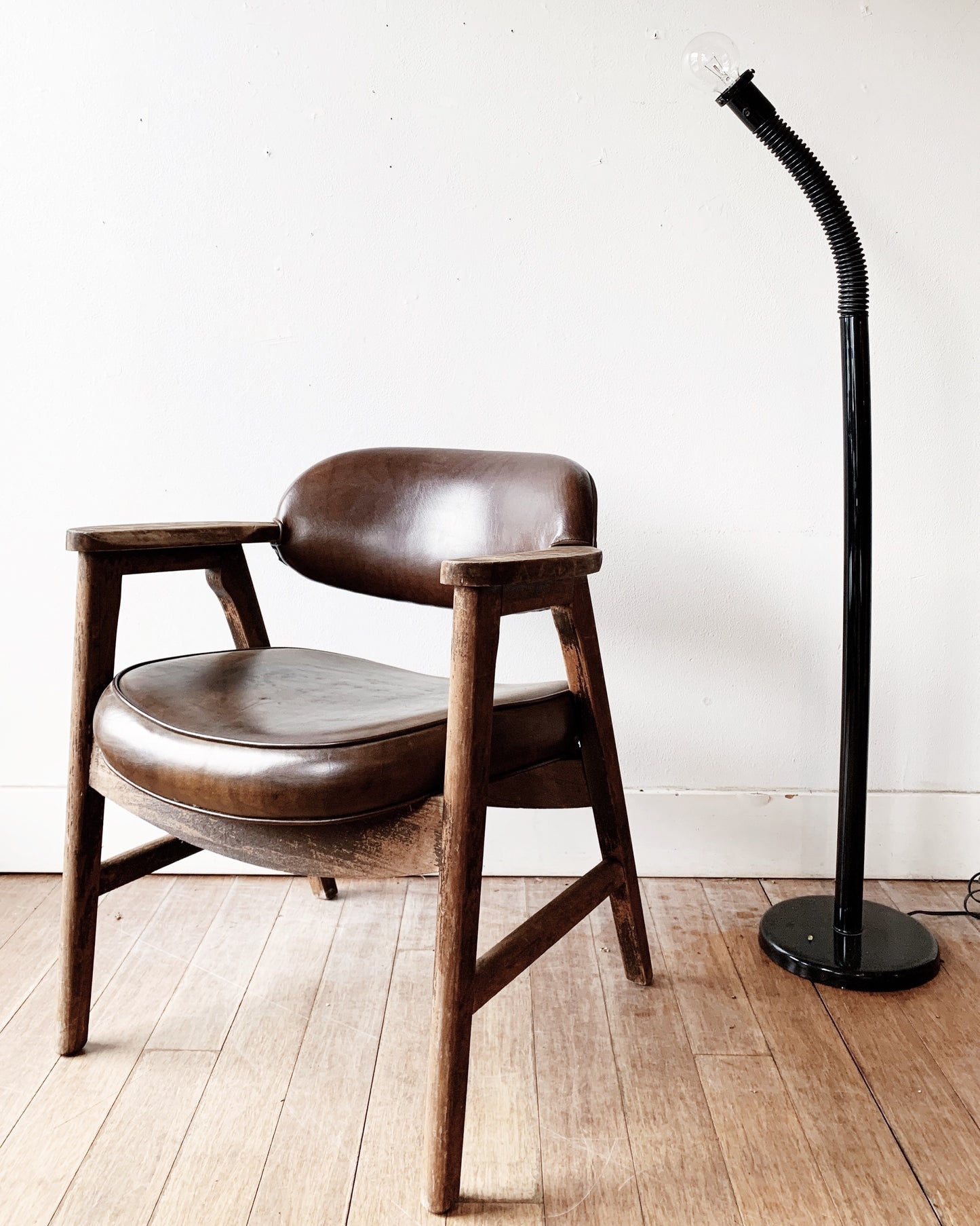 Vintage Gunlocke Style Chair