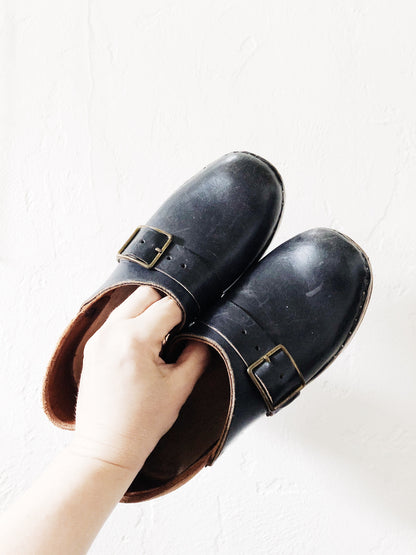 Vintage Multnomah Clogs Like New