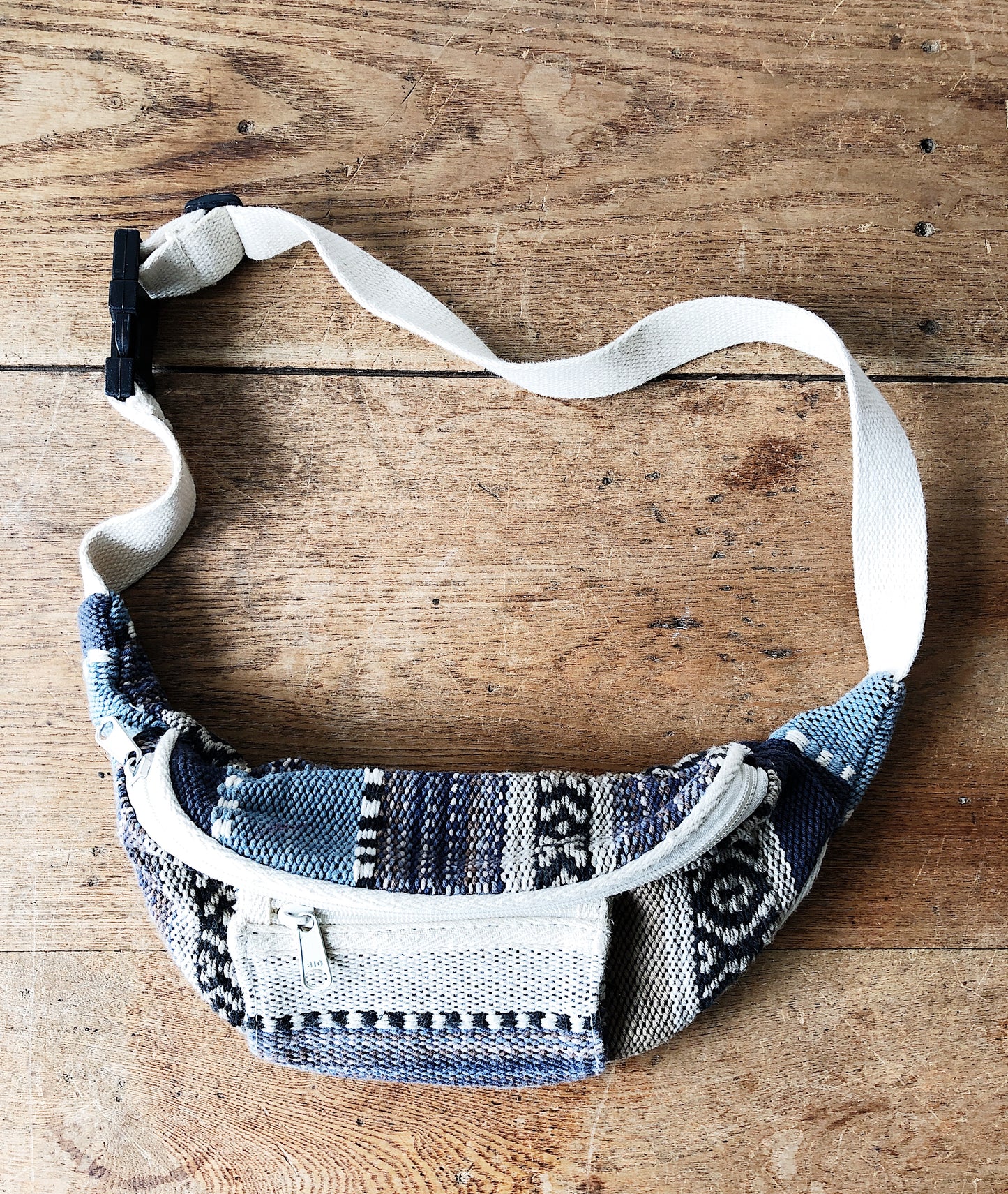 Vintage Woven Hip Pack