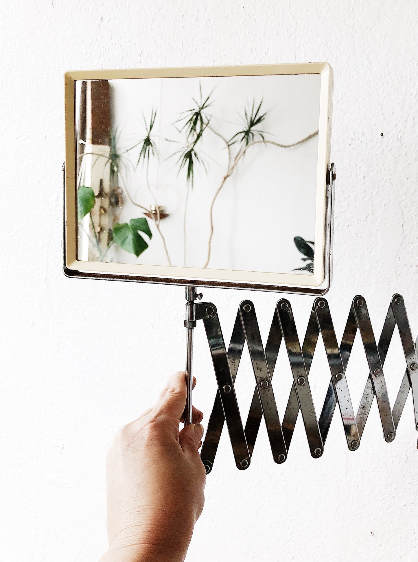Vintage Telescoping Mirror
