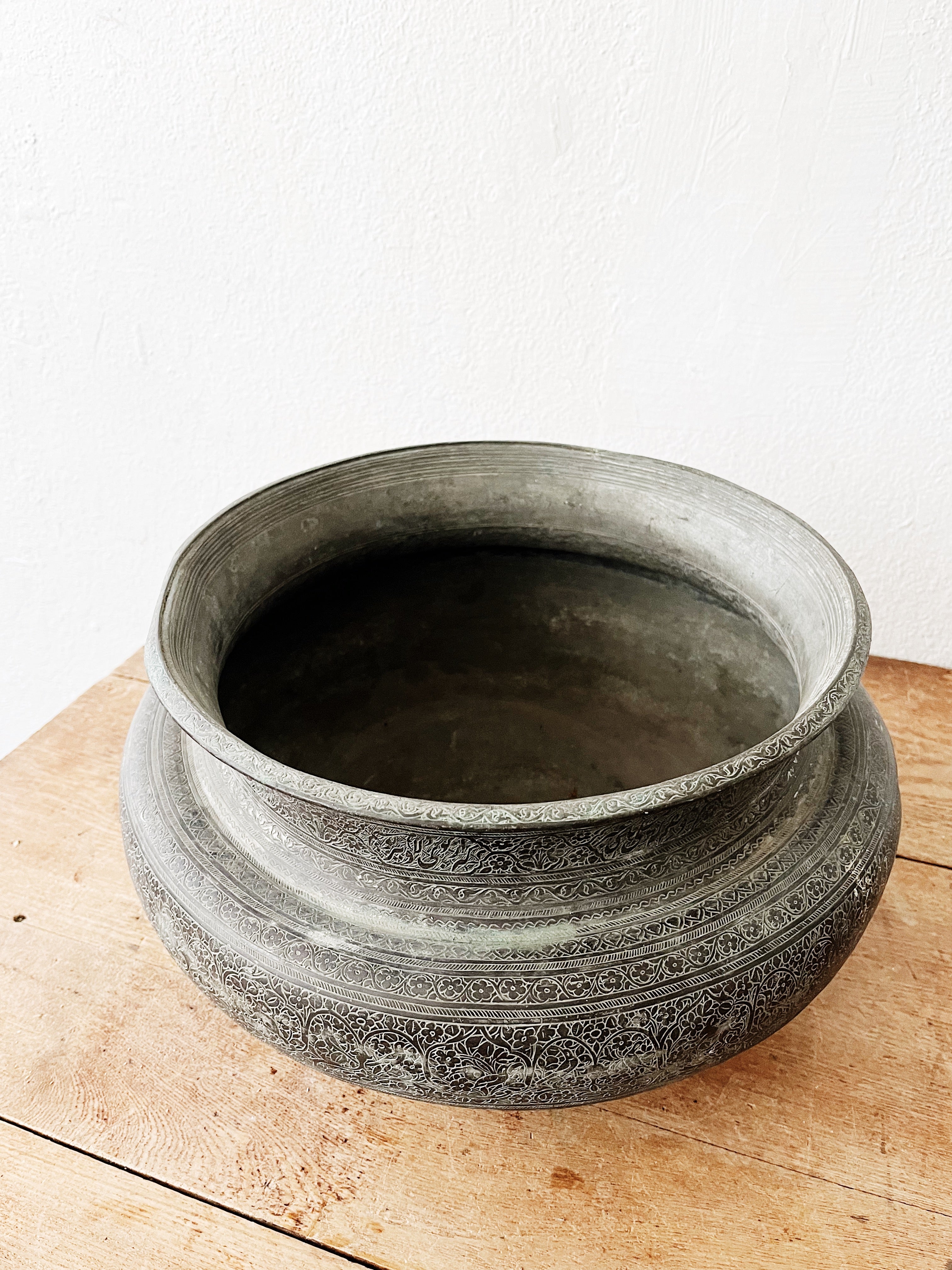 Antique Bronze Urn - Thumbnail 5