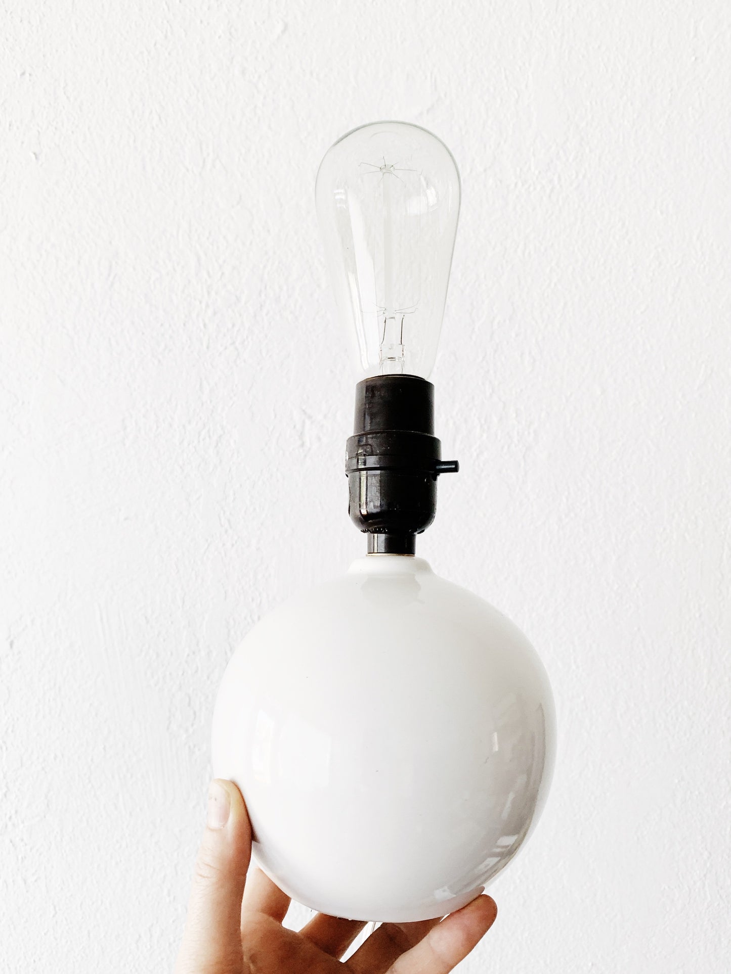 Vintage White Ceramic Orb Lamp