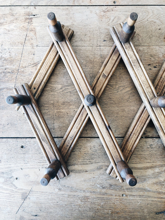 Heavy Duty Wood Accordion Rack