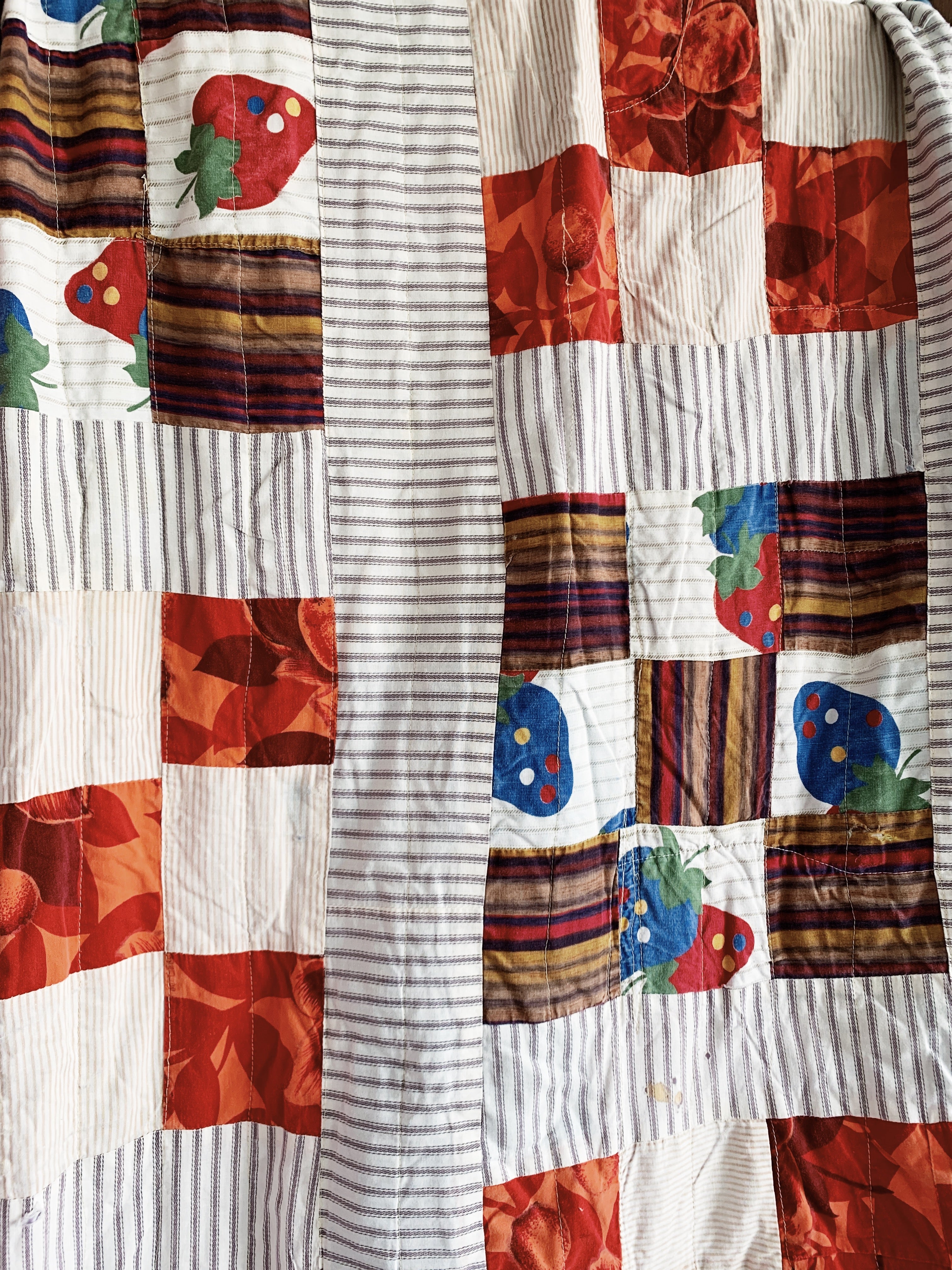 Antique Hand Sewn Cotton Patchwork Quilt - Thumbnail 4