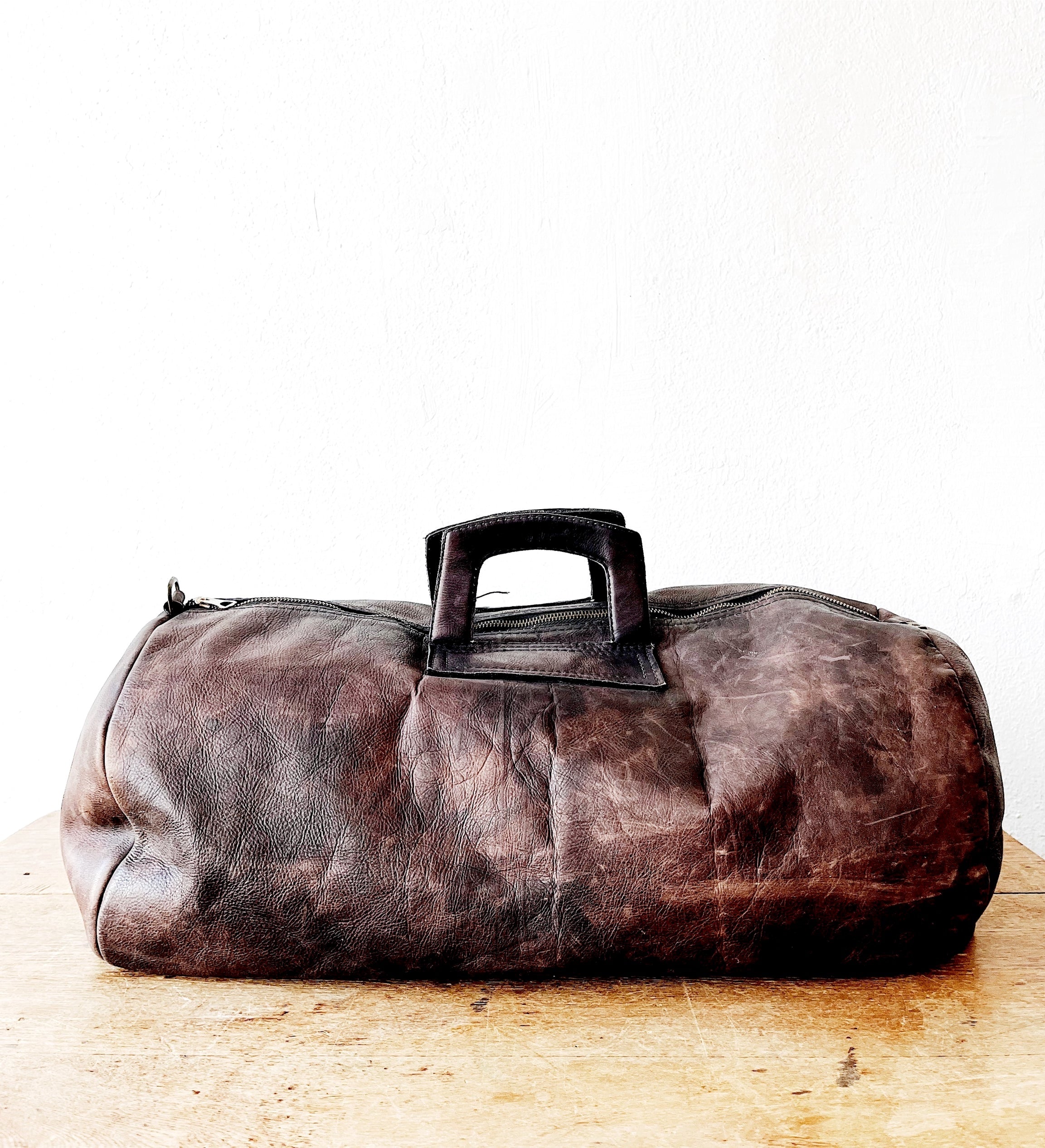 Vintage Leather Duffel Bag - Thumbnail 5