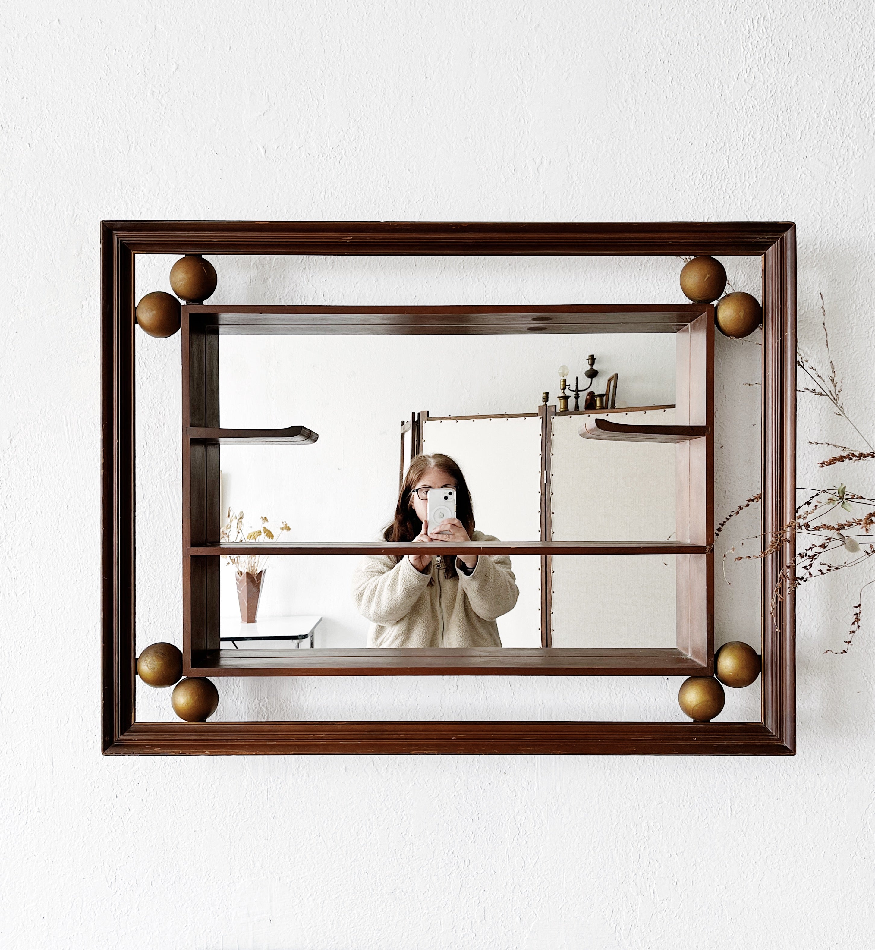 Mid Century Shadowbox Shelf - Thumbnail 2