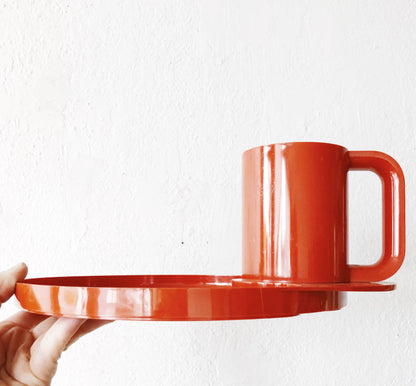 Vintage 70s Sterilite Mug and Dish Set