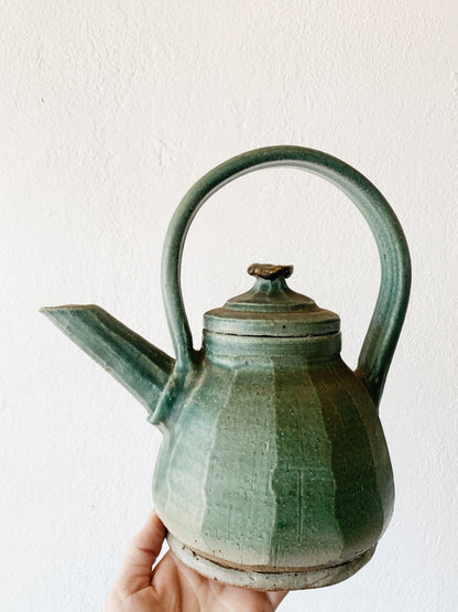 Gorgeous Vintage Pottery Kettle