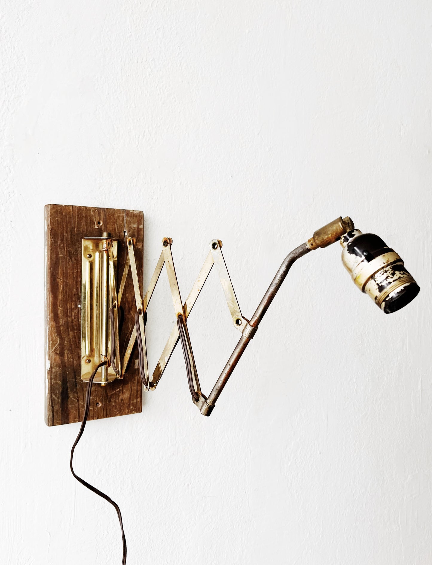 Vintage Scissor Lamp