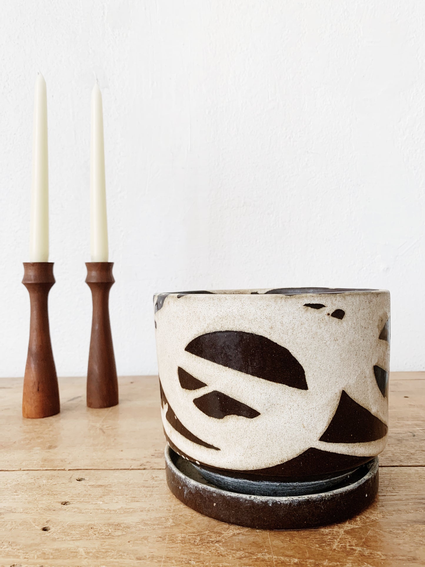 Mid Century Lee’s Pottery Tray Pot
