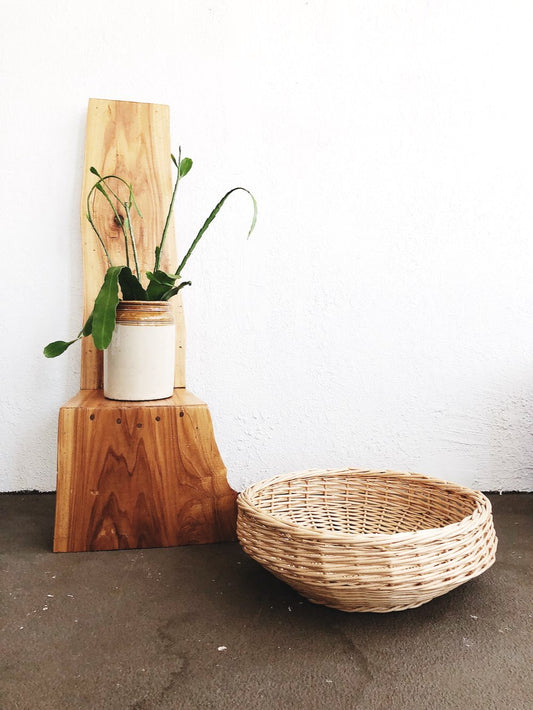 Vintage Shallow Bun Basket