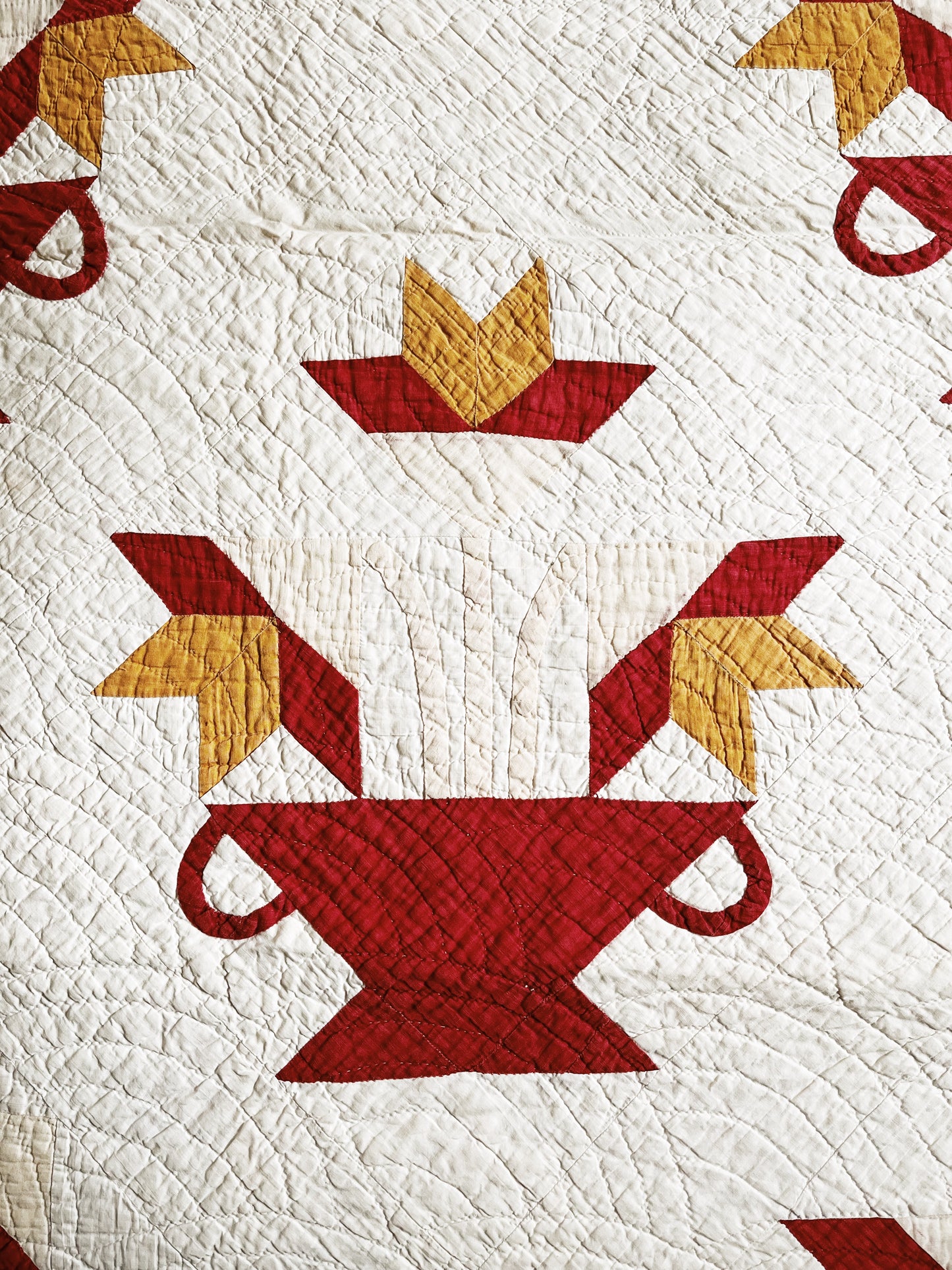 Vintage Flower Vase Cotton Quilt