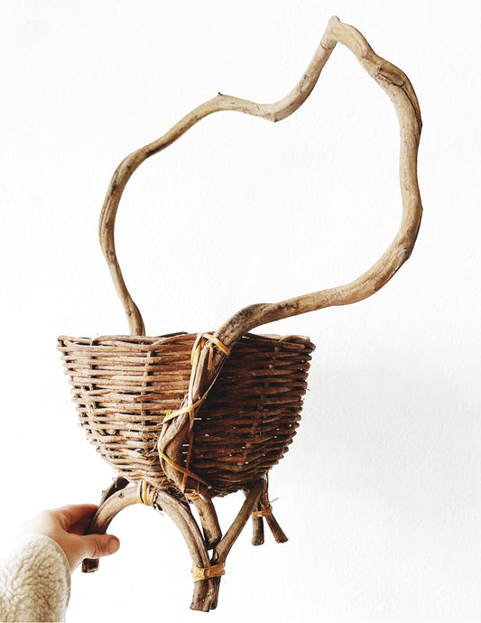 Standing Grapevine Basket