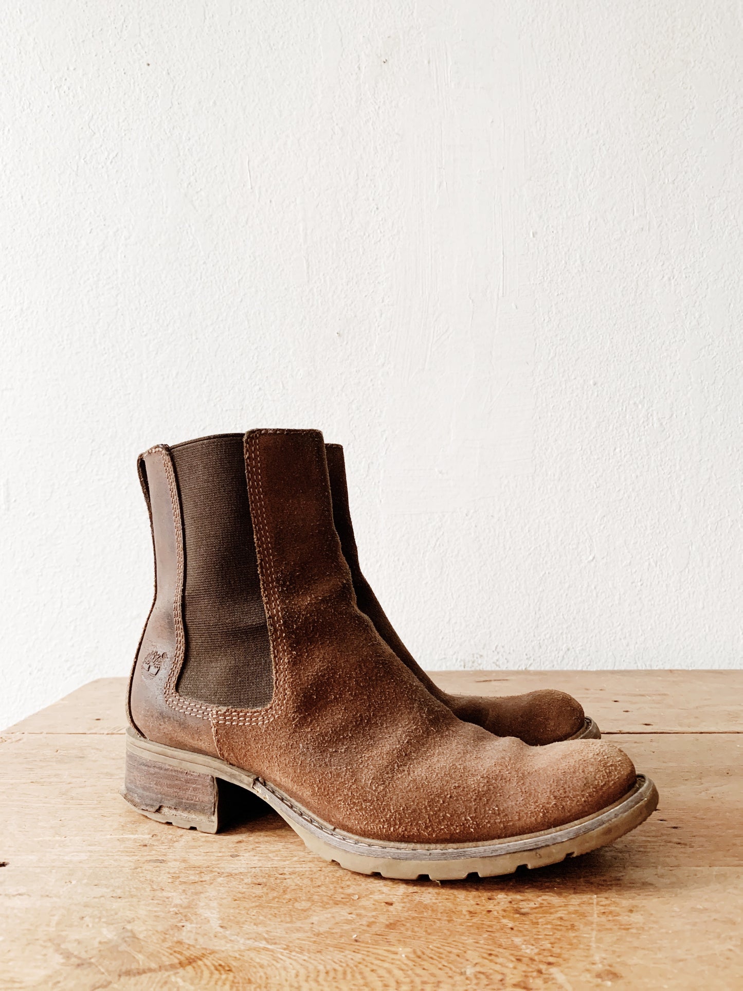 Timberland Suede Chelsea Boot 8.5 Womens