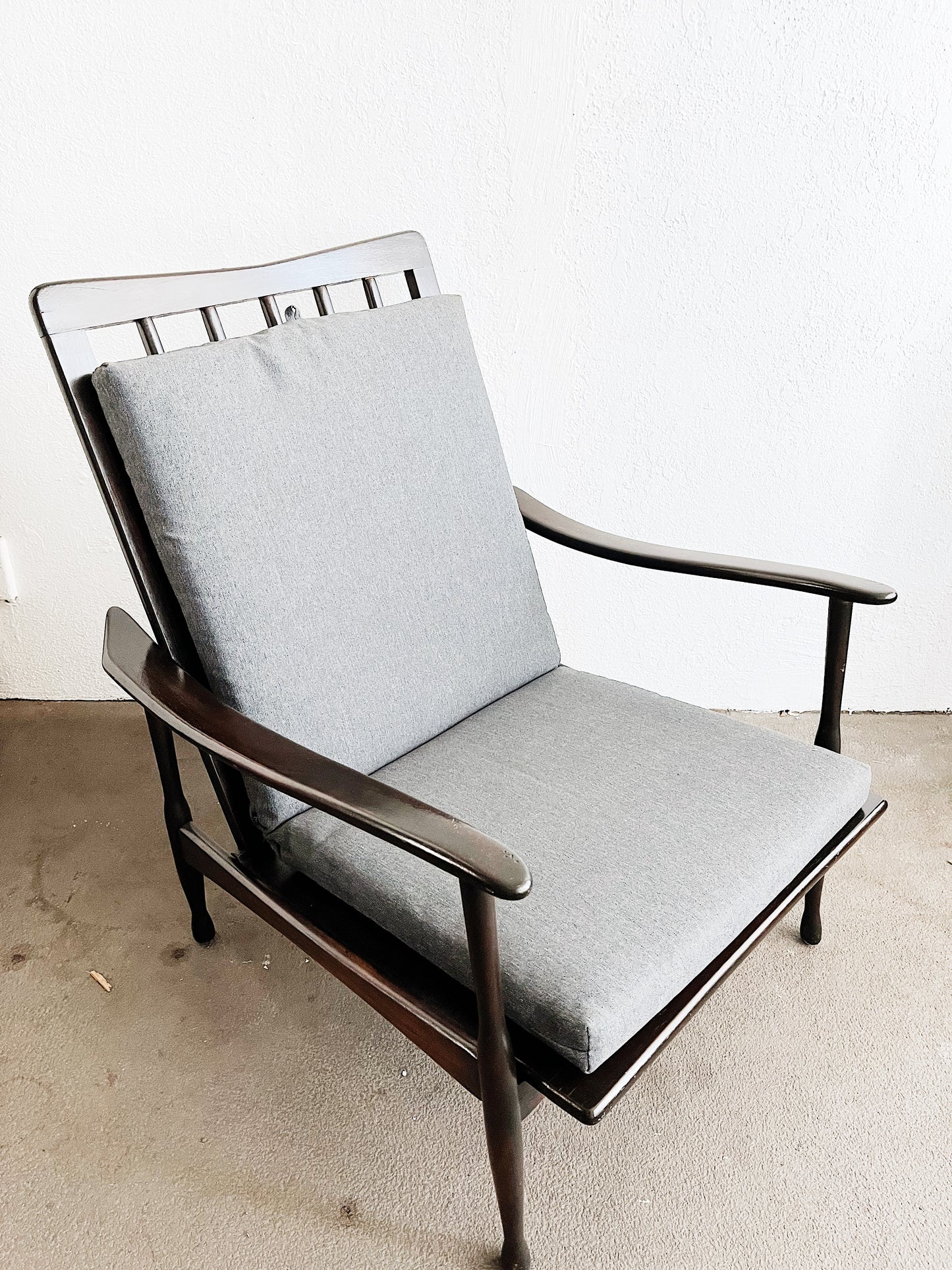 Mid Century Lounge Chair