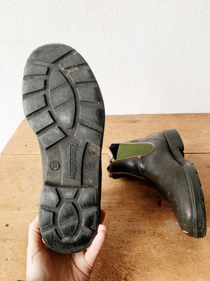 Original 519 Blundstones in Stout Brown