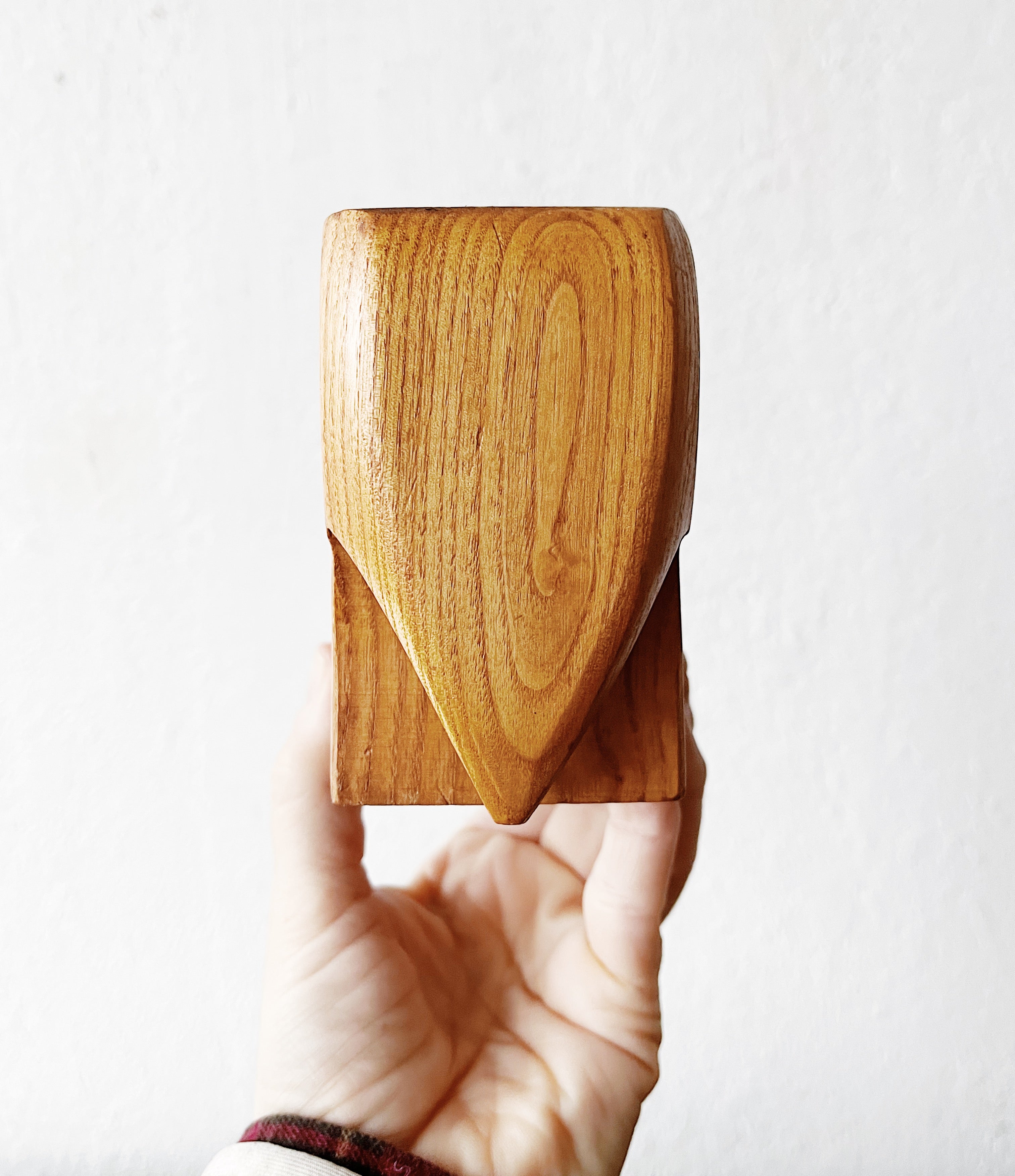 Solid Wood Elephant Bookends - Thumbnail 5